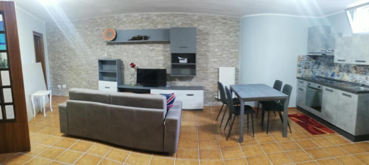 La Taverna Appartamento Scala A Chiocciola Follonica Exteriör bild